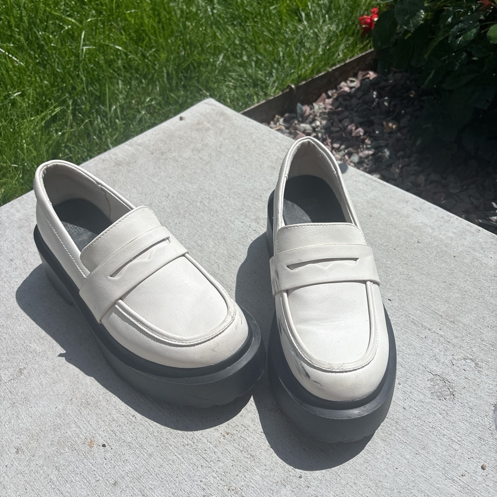 Wild Fable White and Black Slip-On Loafers